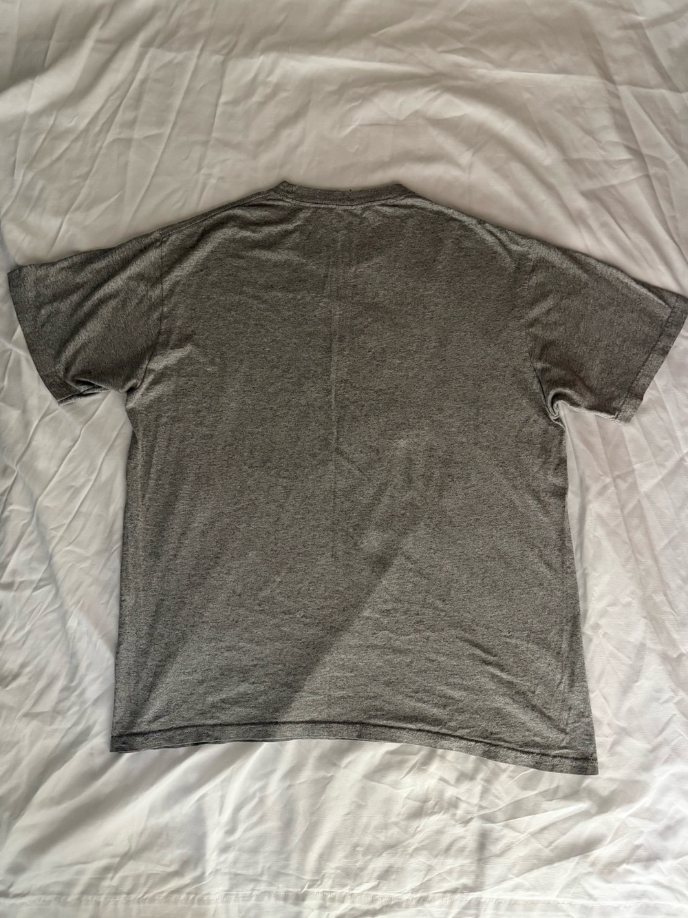 Supreme SS18 Gray Tee with Necklace Graphic - Picture 3 of 6
